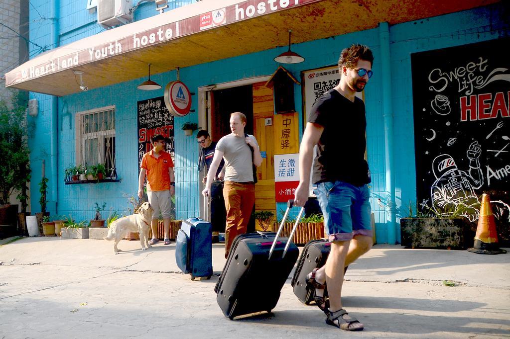Luoyang Heartland International Youth Hostel Zewnętrze zdjęcie